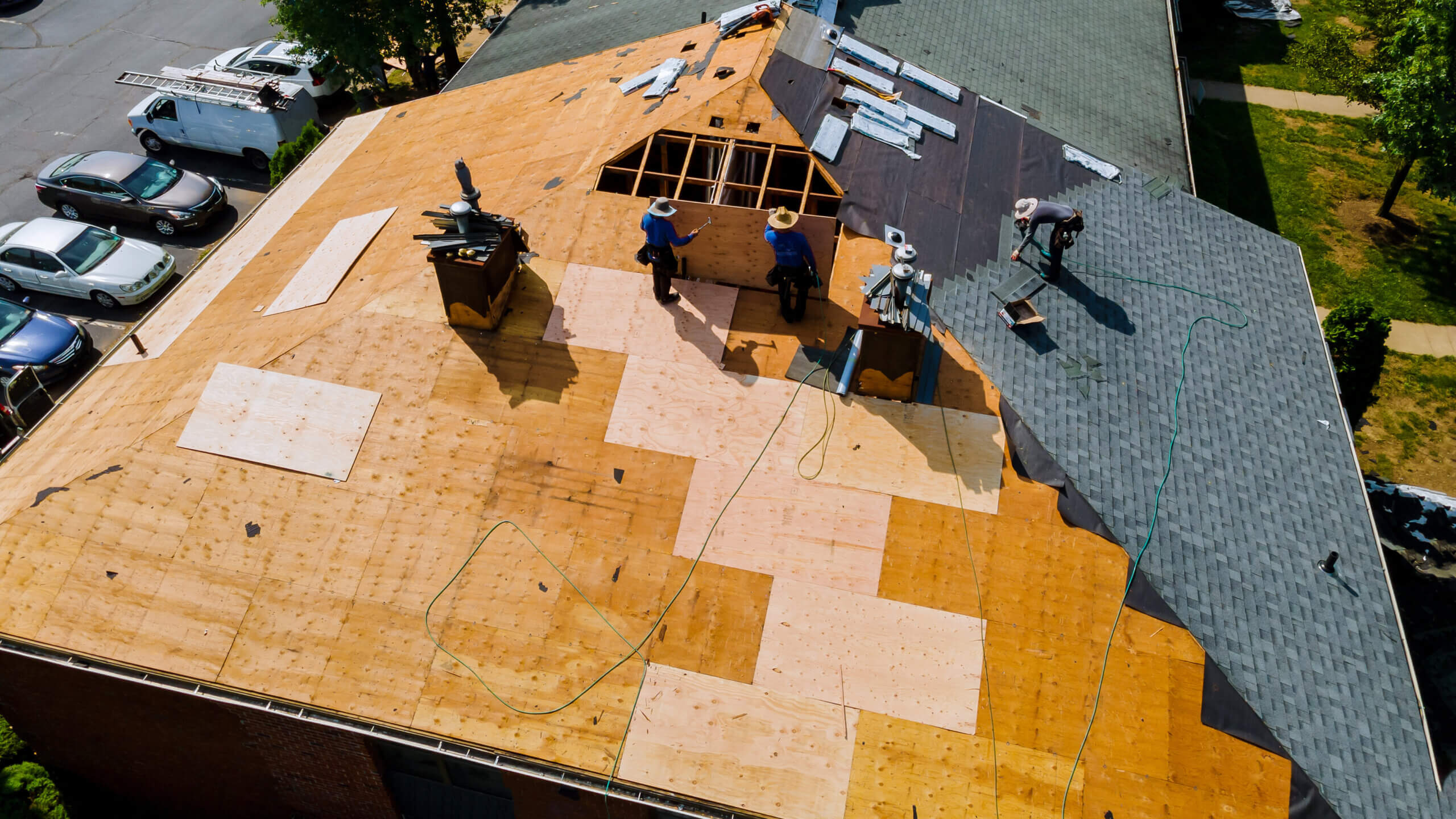 Roofing, los angeles Roofers, Roofing Company repairing roof, Roofing contractors